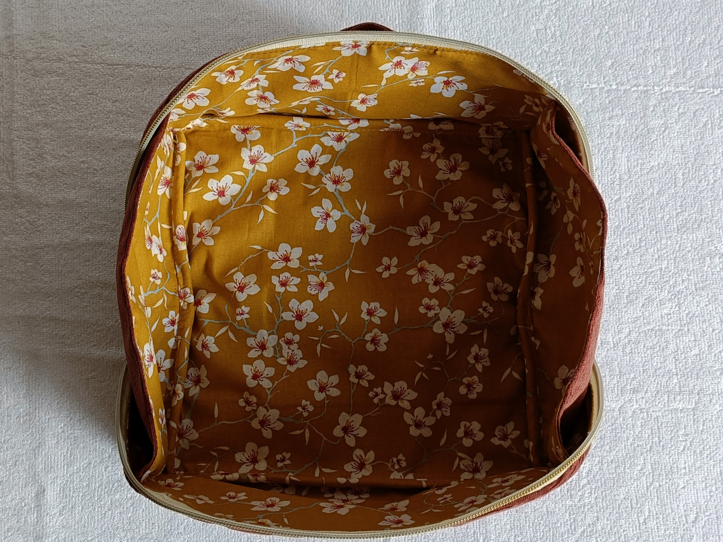 Trousse - magique - velours - côtelé